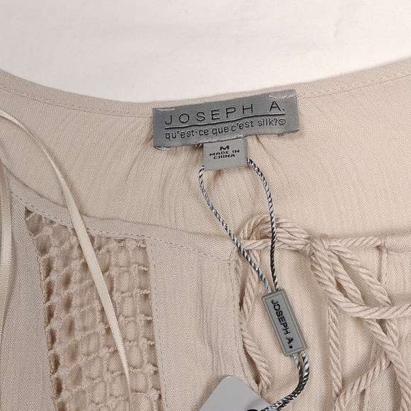 NWT Joseph A. Women's long sleeved top size medium - Picture 2 of 12